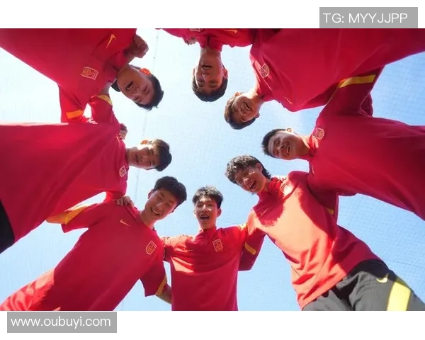 香港足球明星球队的辉煌历程与未来展望：从草根到国际舞台的蜕变之路